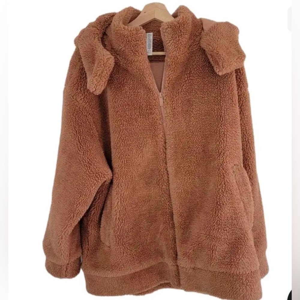 Alo Yoga Sherpa Jacket